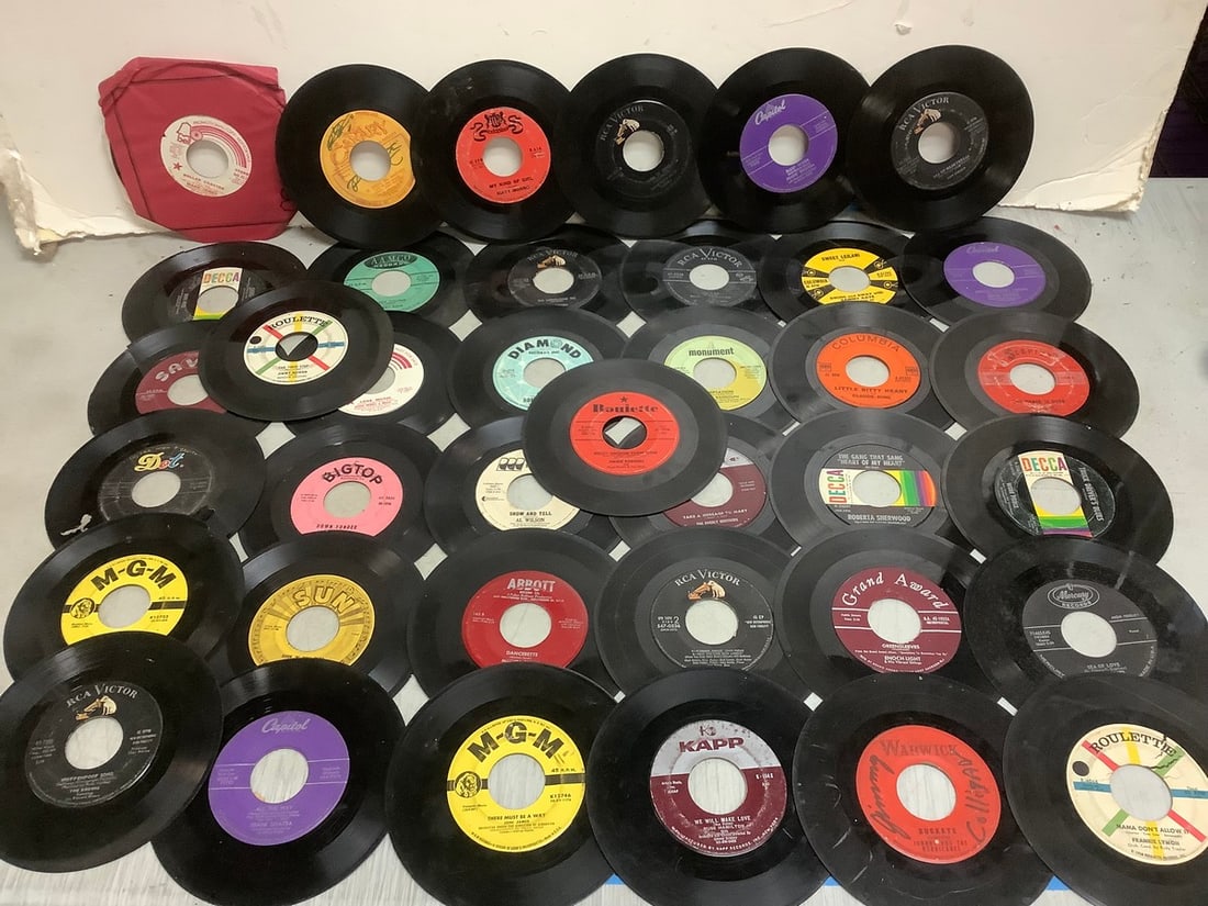 Vintage records(Webb Pierce, Claude King, and more): Vintage records(Webb Pierce, Claude King, and more)
