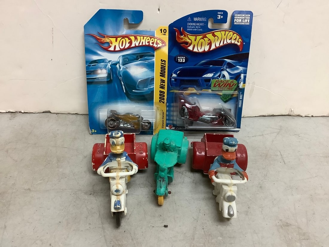 Hot Wheels Cars and Vintage Toys: Hot Wheels Cars and Vintage Toys