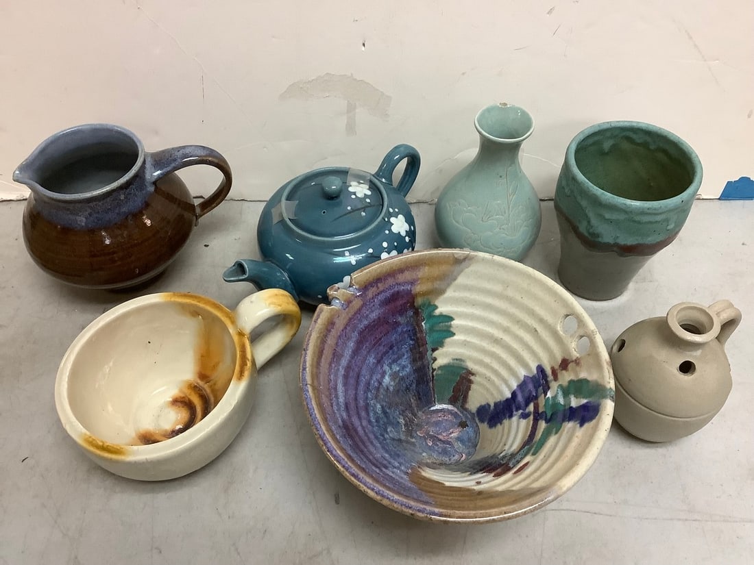 Ceramic teapot, vases, and more(5.75in.tallest) (1 of 1)