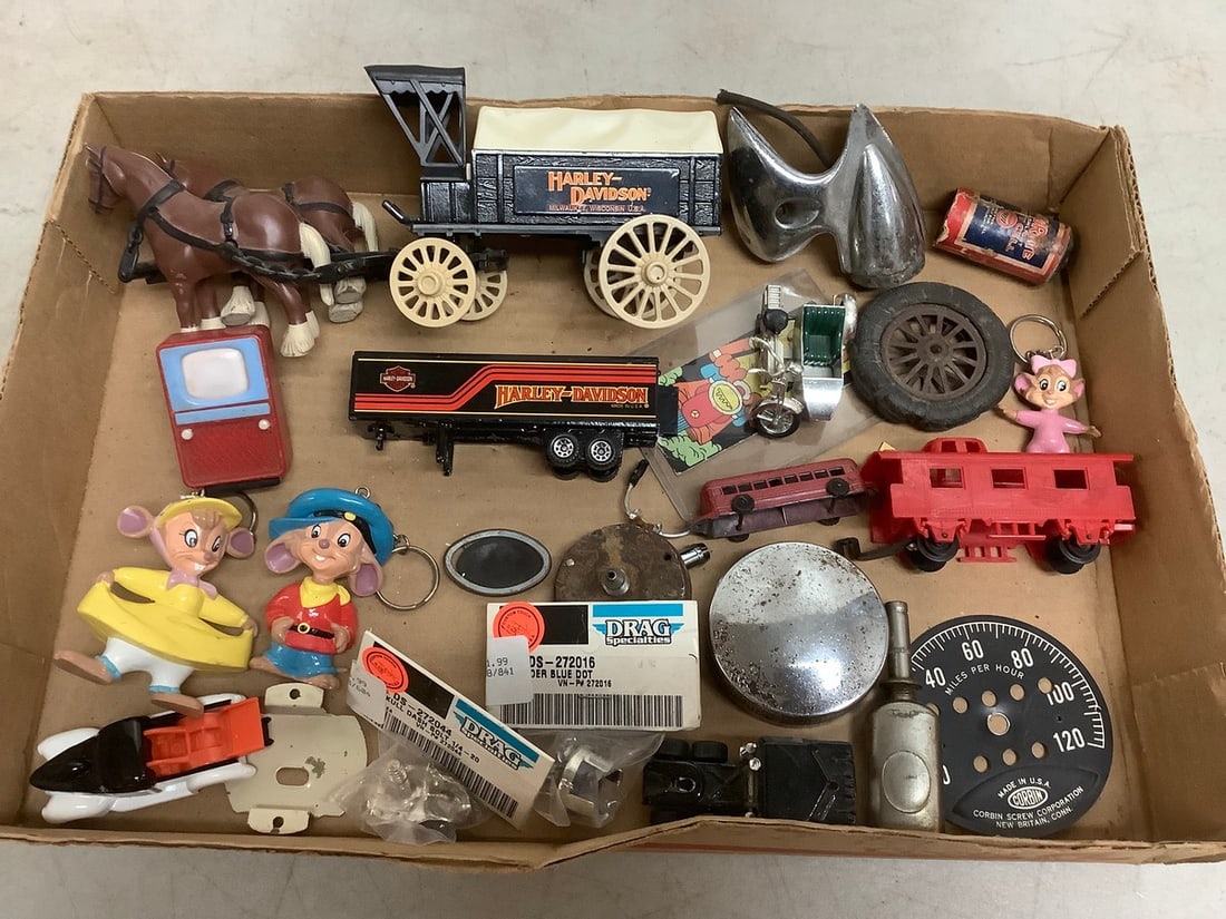 Vintage toys(keychains, Harley Davidson models, and more) (1 of 1)