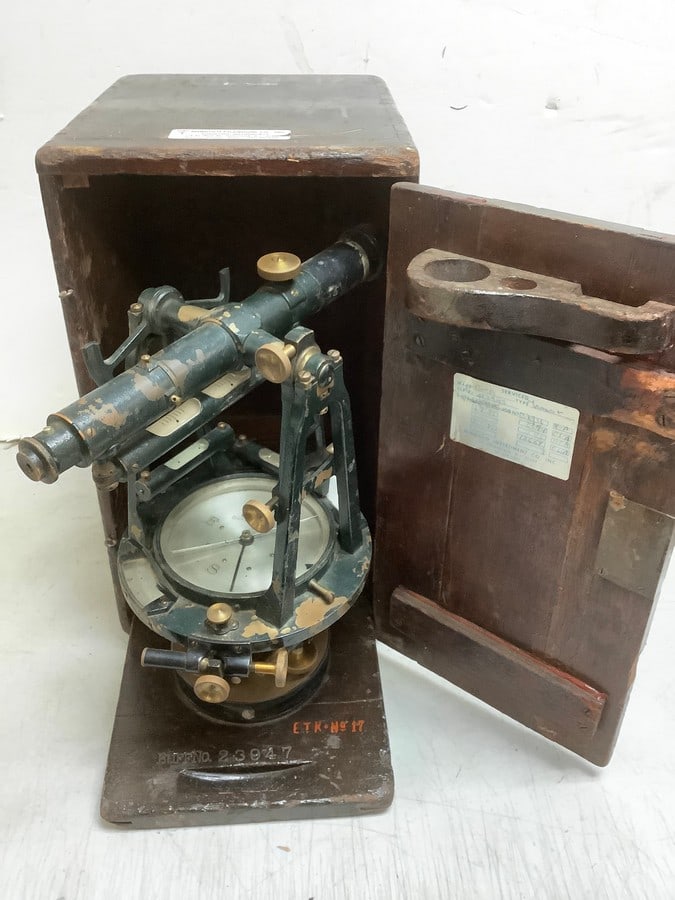 Vintage Buff & Buff transit scope and compass (1 of 1)