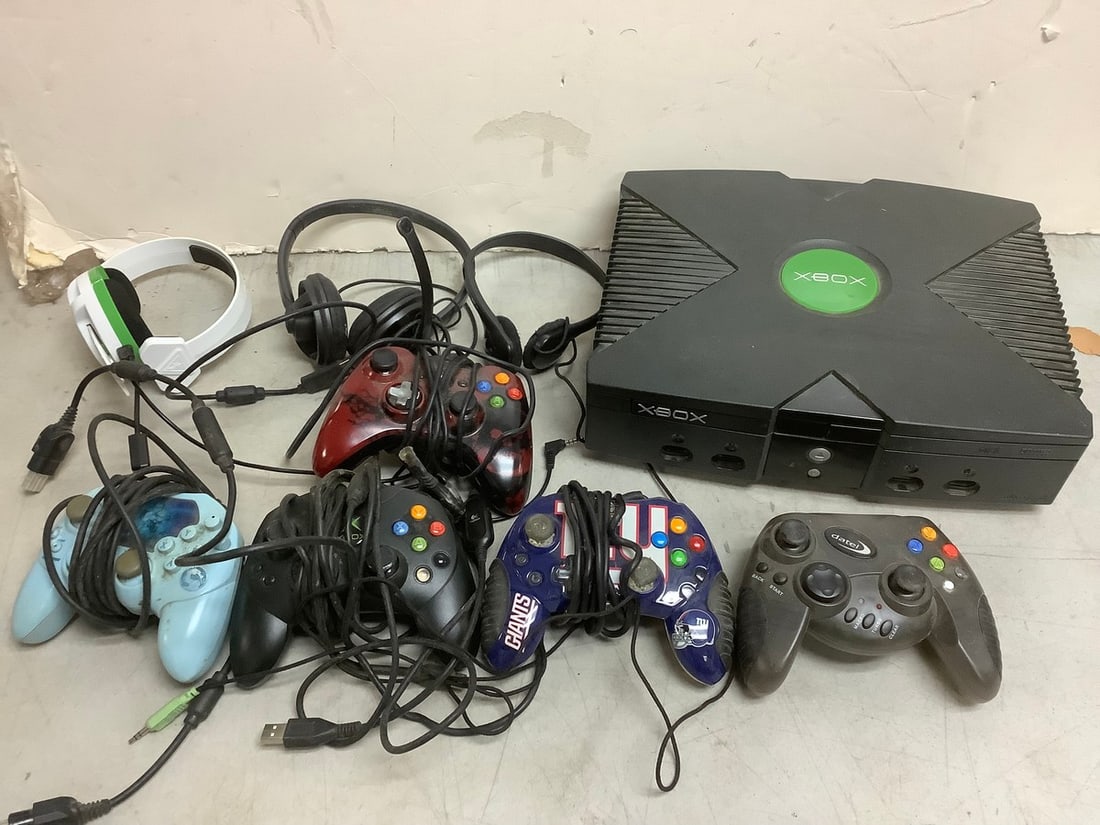 Xbox, Xbox controllers, headset, and more (1 of 1)