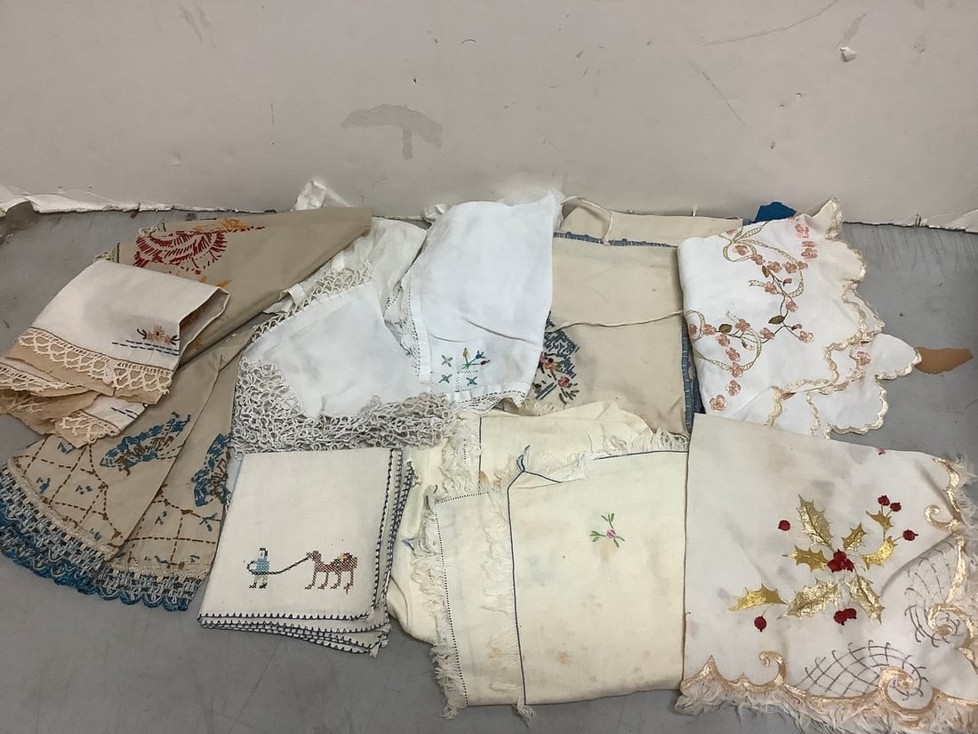 Handmade hand embroidered textiles: Handmade hand embroidered textiles