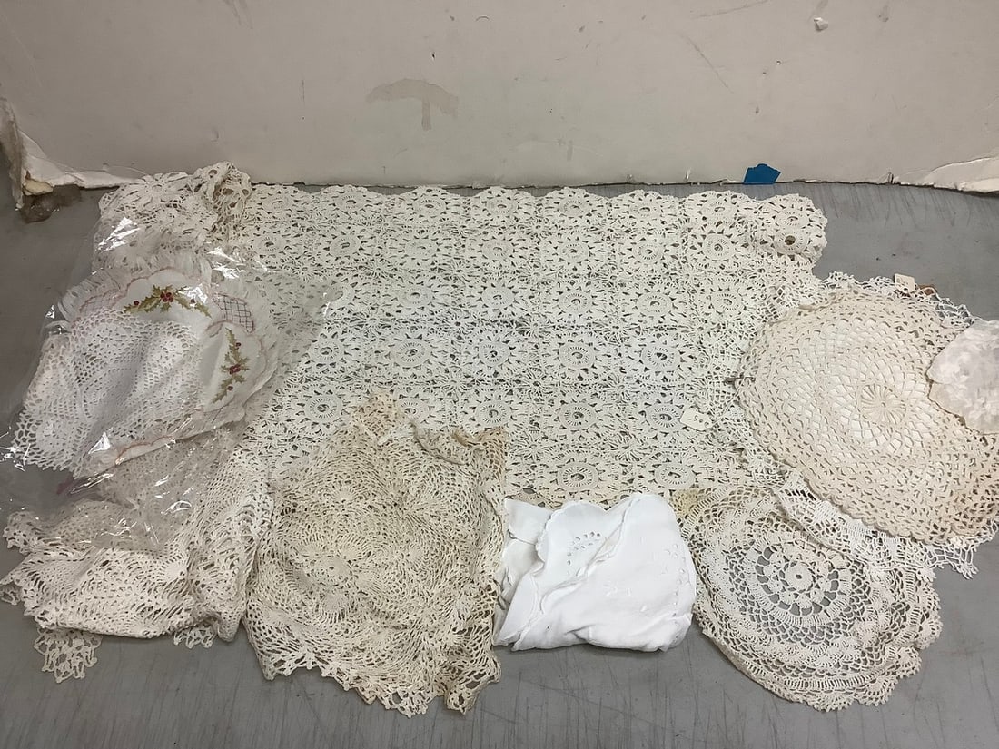 Handmade hand embroidered textiles: Handmade hand embroidered textiles