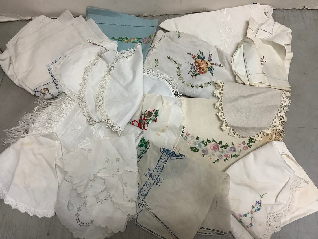 Handmade hand embroidered textiles: Handmade hand embroidered textiles