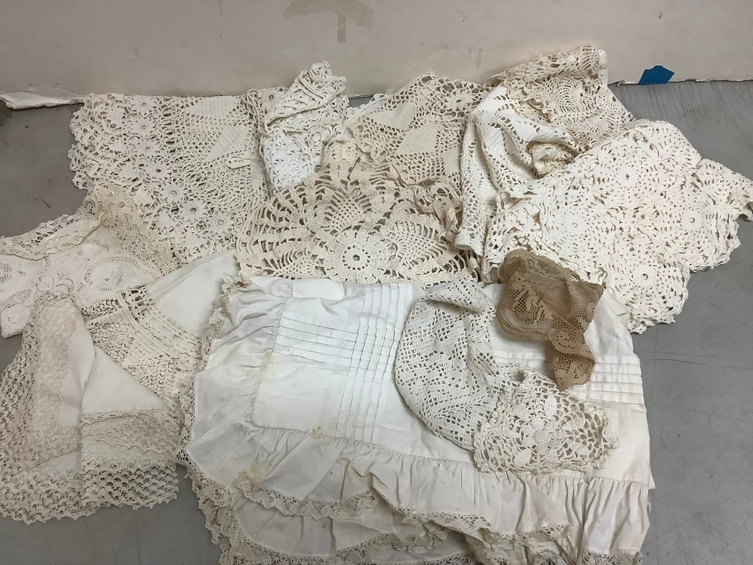 Handmade hand embroidered textiles: Handmade hand embroidered textiles