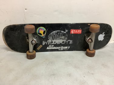 Wildboyz Skateboard (31.5in Long)