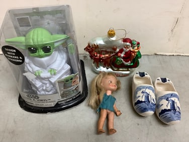 The Mandalorian design a vinyl set(sealed), ceramic shoes, vintage Christmas ornament, and more