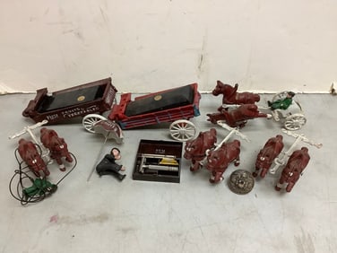 Vintage Price set(Cast iron horses and wagons)