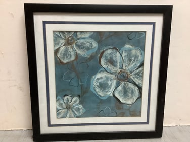 Framed Floral Artwork (17.5inx17.5in)
