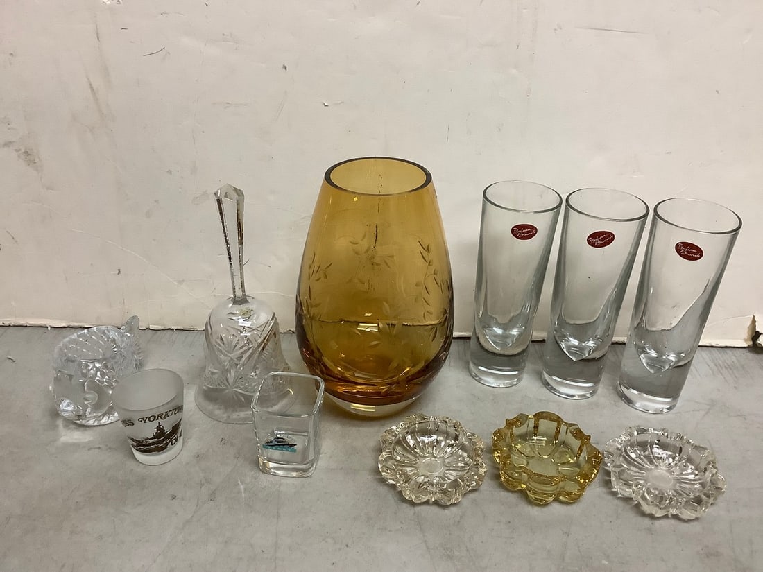 Italian Brunch glasses, shot glasses, glass bell, and more(8.25in.tallest): Italian Brunch glasses, shot glasses, glass bell, and more(8.25in.tallest)