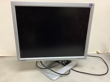 Samsung Monitor - 2003 (21in Screen)