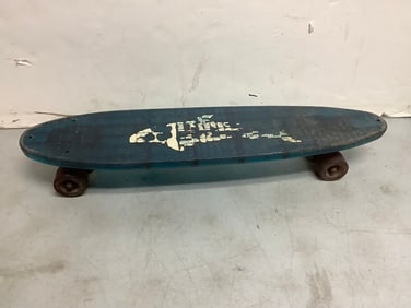 Skateboard (24.75in Long)