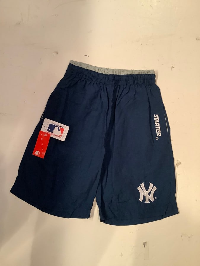 NY Yankees Starter shorts(Small,with tag) (1 of 1)