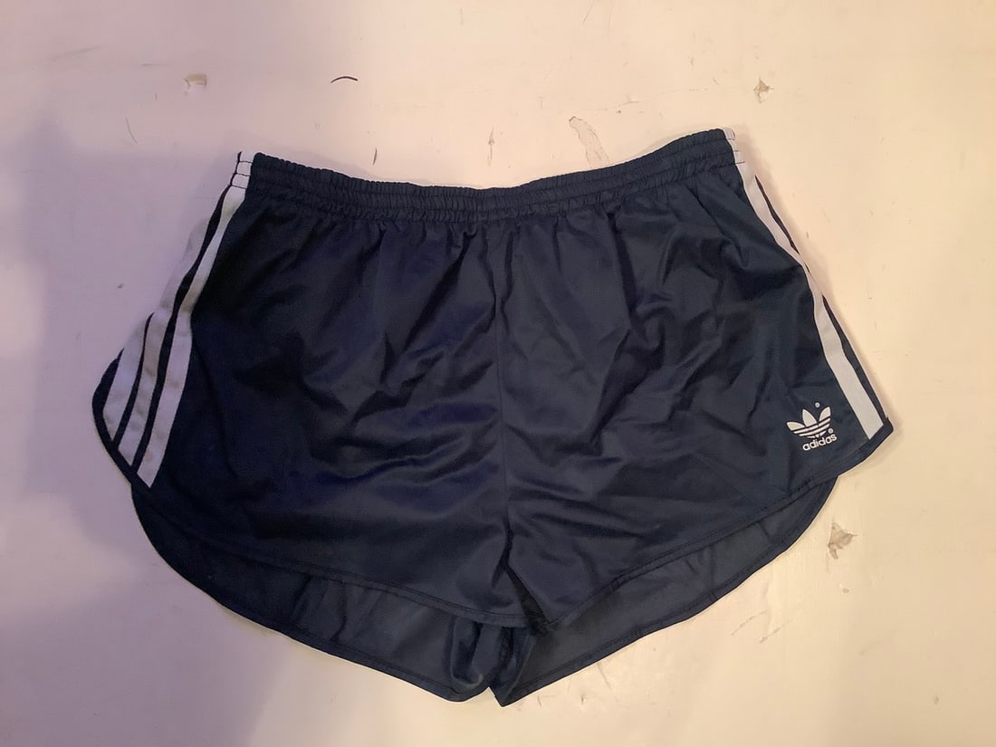 Vintage Adidas shorts(Large-36-38): Vintage Adidas shorts(Large-36-38)