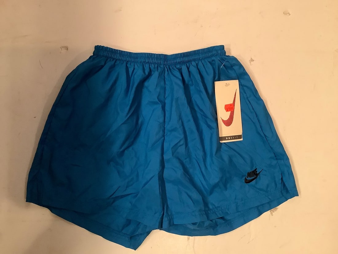 Vintage Nike Dri-fit workout shorts(Medium, with tag): Vintage Nike Dri-fit workout shorts(Medium, with tag)