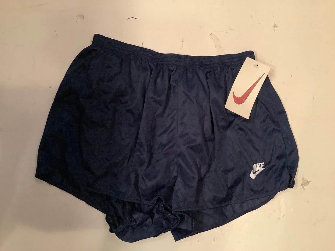 Vintage Men's Nike apparel shorts(X-Large, with tag) (1 of 1)