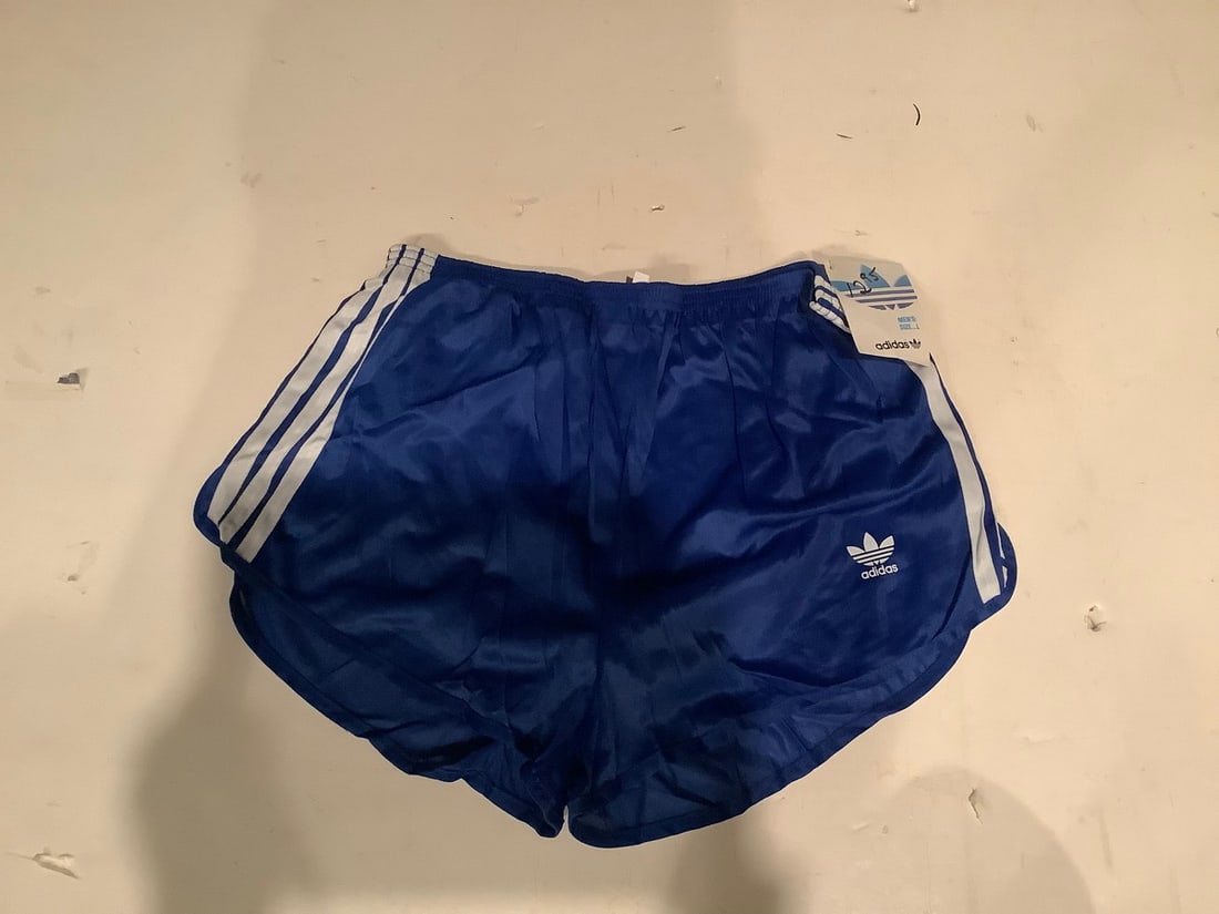 Vintage Adidas workout shorts(Men's Large, with tag): Vintage Adidas workout shorts(Men's Large, with tag)