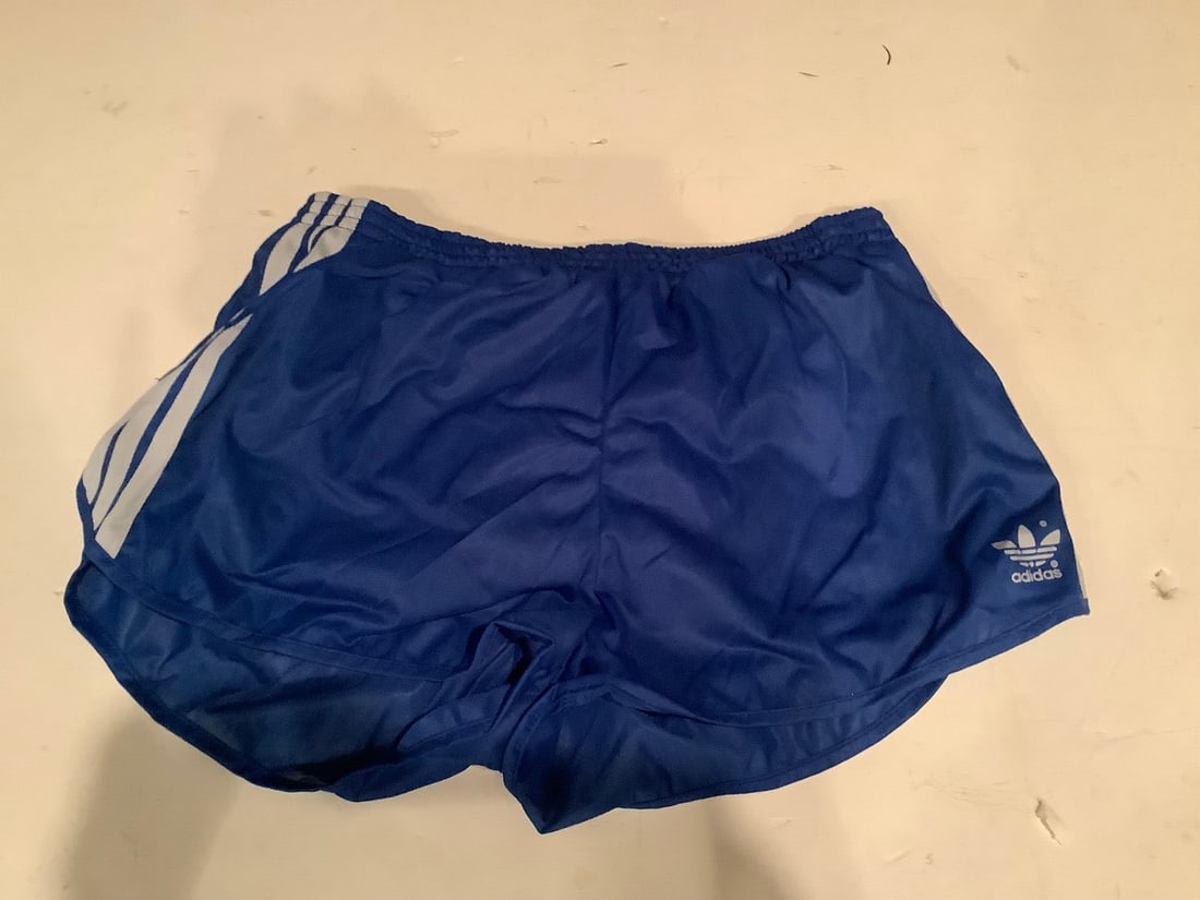 Vintage Adidas shorts(L-36-38, with tag): Vintage Adidas shorts(L-36-38, with tag)
