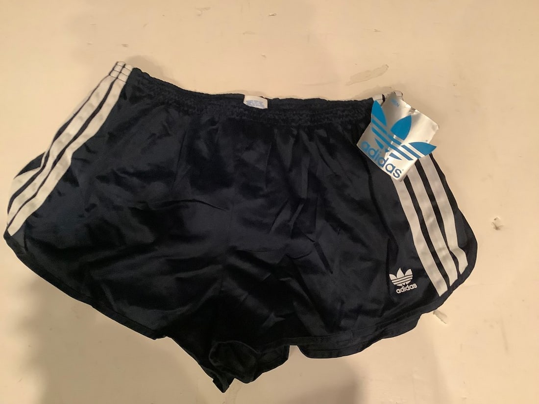 Vintage Adidas Comforlon mens shorts(XL-36-38, with tag): Vintage Adidas Comforlon mens shorts(XL-36-38, with tag)