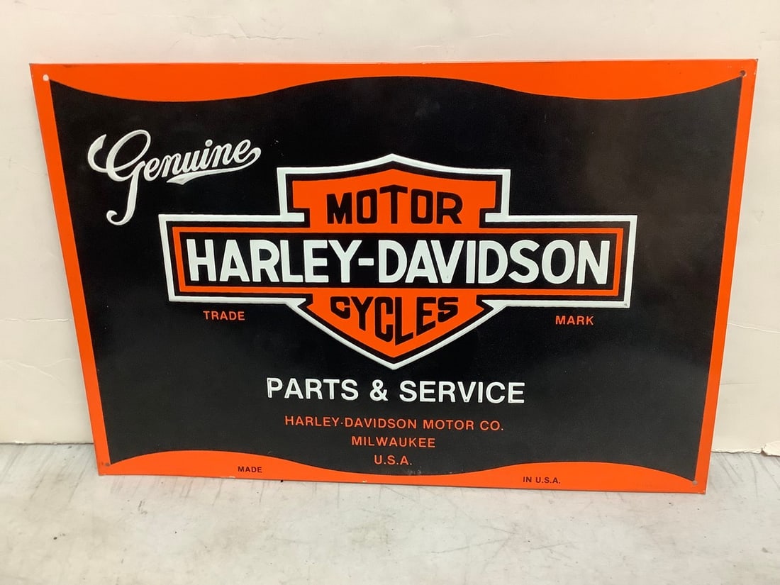 Harley Davidson motorccycles tin wall hanging sign(16.75in.x11in.) (1 of 1)
