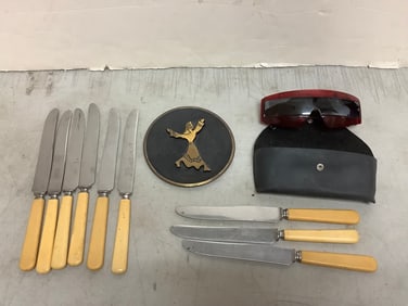 Stained universal resistain utensils, sunglasses, and wall hanging decor