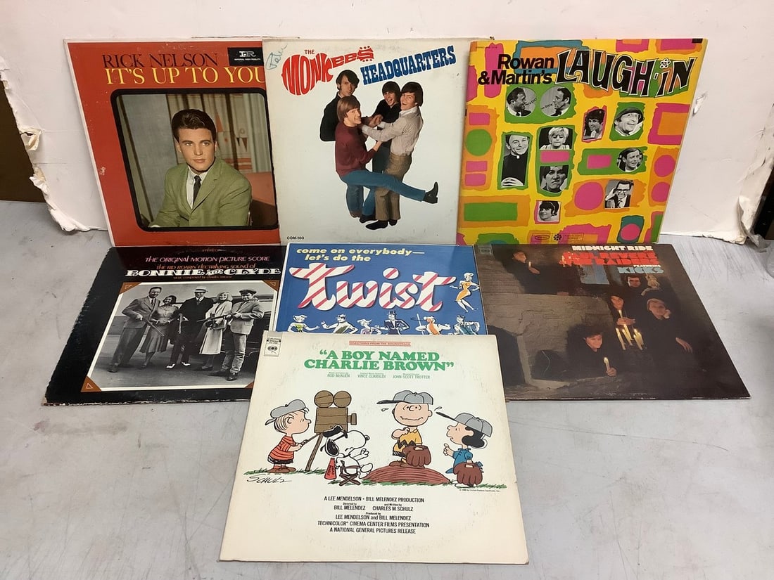 Vintage records(Rowan & Martins, Rick Nelson, The Monkees, and more): Vintage records(Rowan & Martins, Rick Nelson, The Monkees, and more)