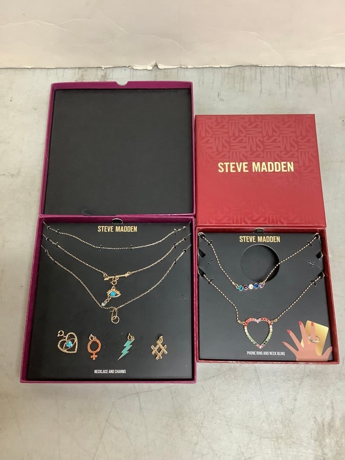 Steve Madden Necklaces and more: Steve Madden Necklaces and more