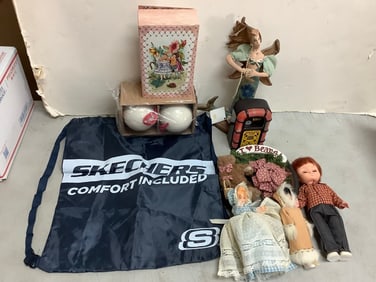 Vintage Dolls/Statues, Ideola Mini Jukebox, Thumbelina Storybook Doll, Ornaments, Skechers Bag and