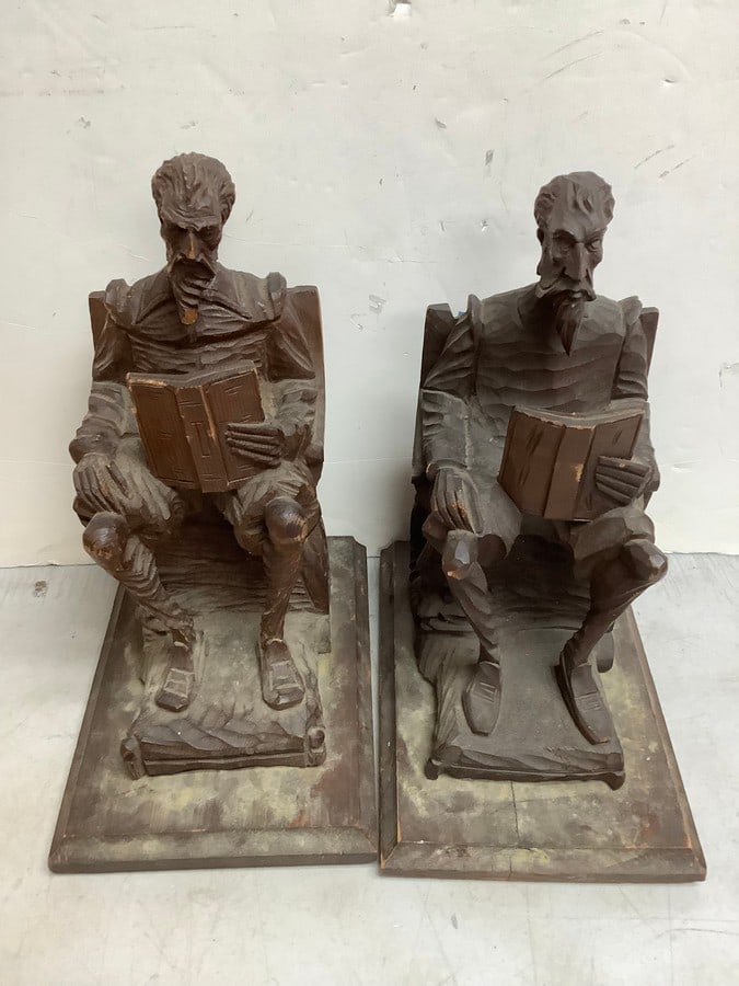 Wall Hanging Decorative Statues (17in Tall): Wall Hanging Decorative Statues (17in Tall)