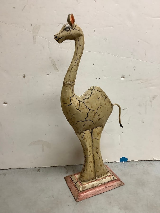 Exotic animal statue(24in.tall) (1 of 1)