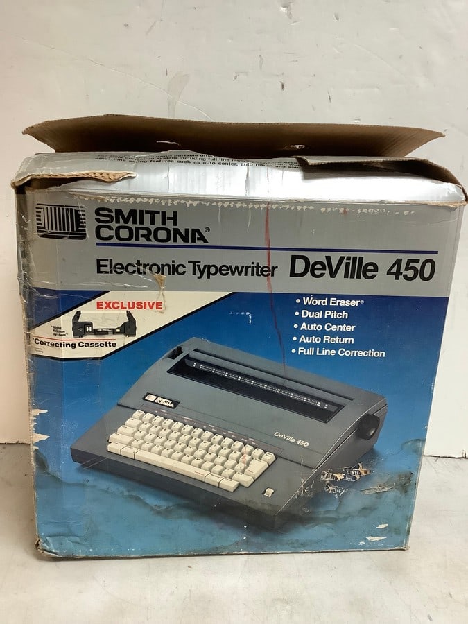Smith Corona electronic typewriter DeVille 450 (1 of 1)