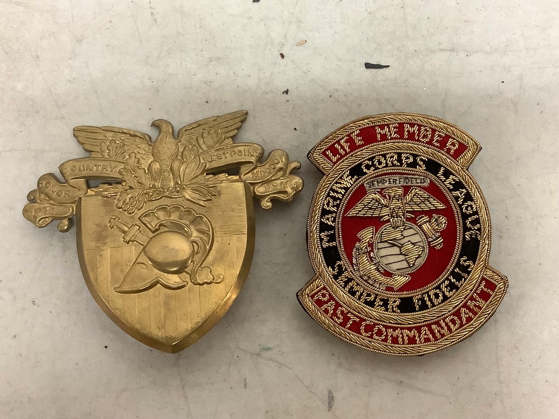Decorative belt buckles: Decorative belt buckles