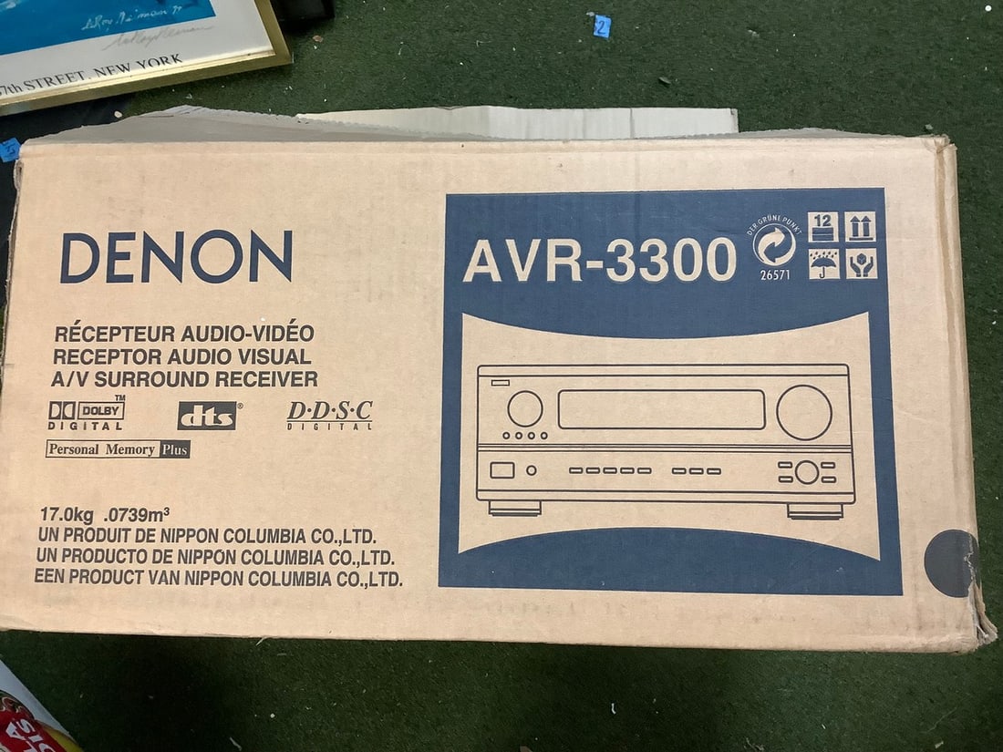 Denon AVR-3300 surround sound audio visual receiver (1 of 1)