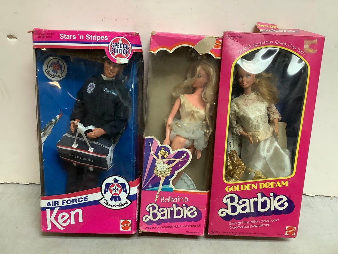 Vintage Barbie and Ken dolls: Vintage Barbie and Ken dolls