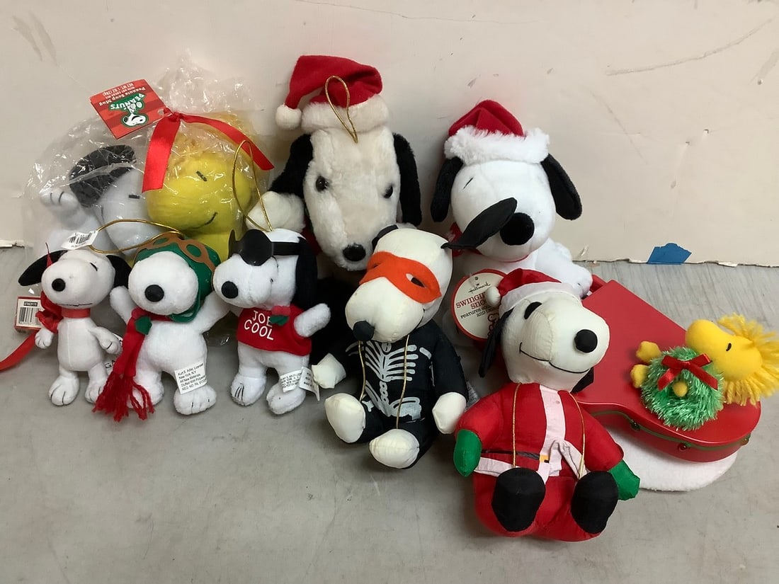 Vintage Snoopy dolls: Vintage Snoopy dolls