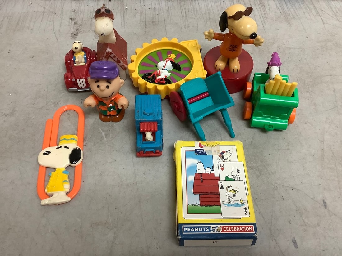 Various Peanuts Figures and more (1 of 1)