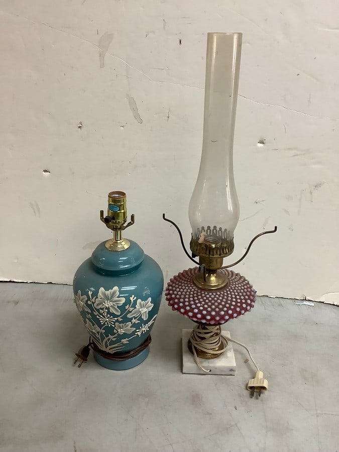 Antique Decorative Lamps (Tallest - 24in): Antique Decorative Lamps (Tallest - 24in)
