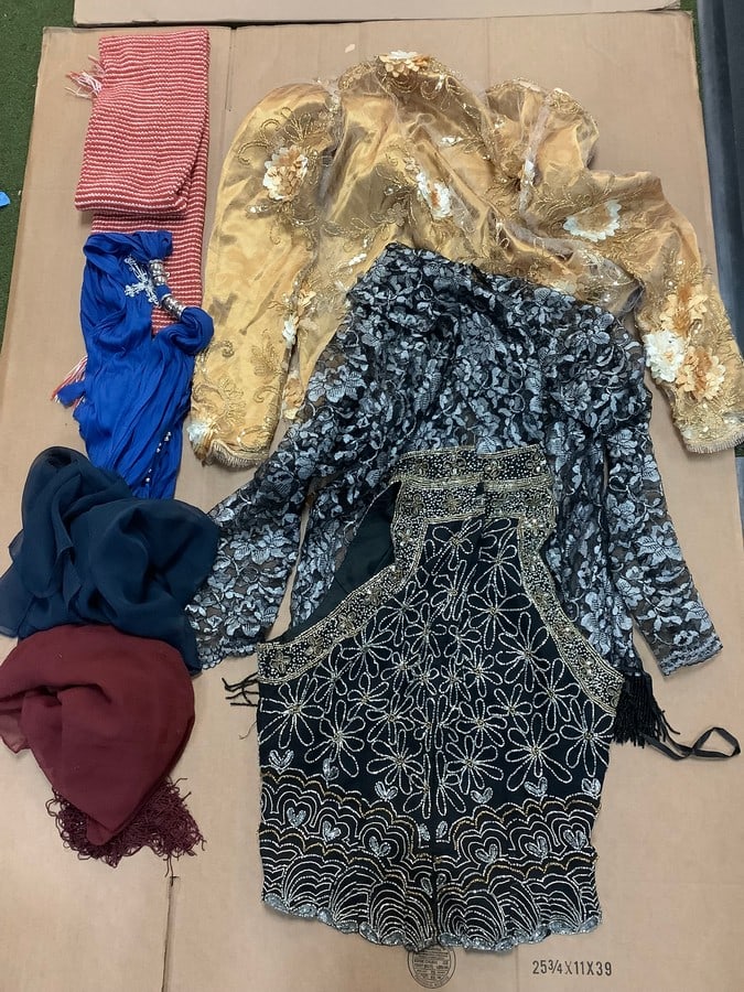 Fashion shirts/scarves(various sizes-X-large and more): Fashion shirts/scarves(various sizes-X-large and more)