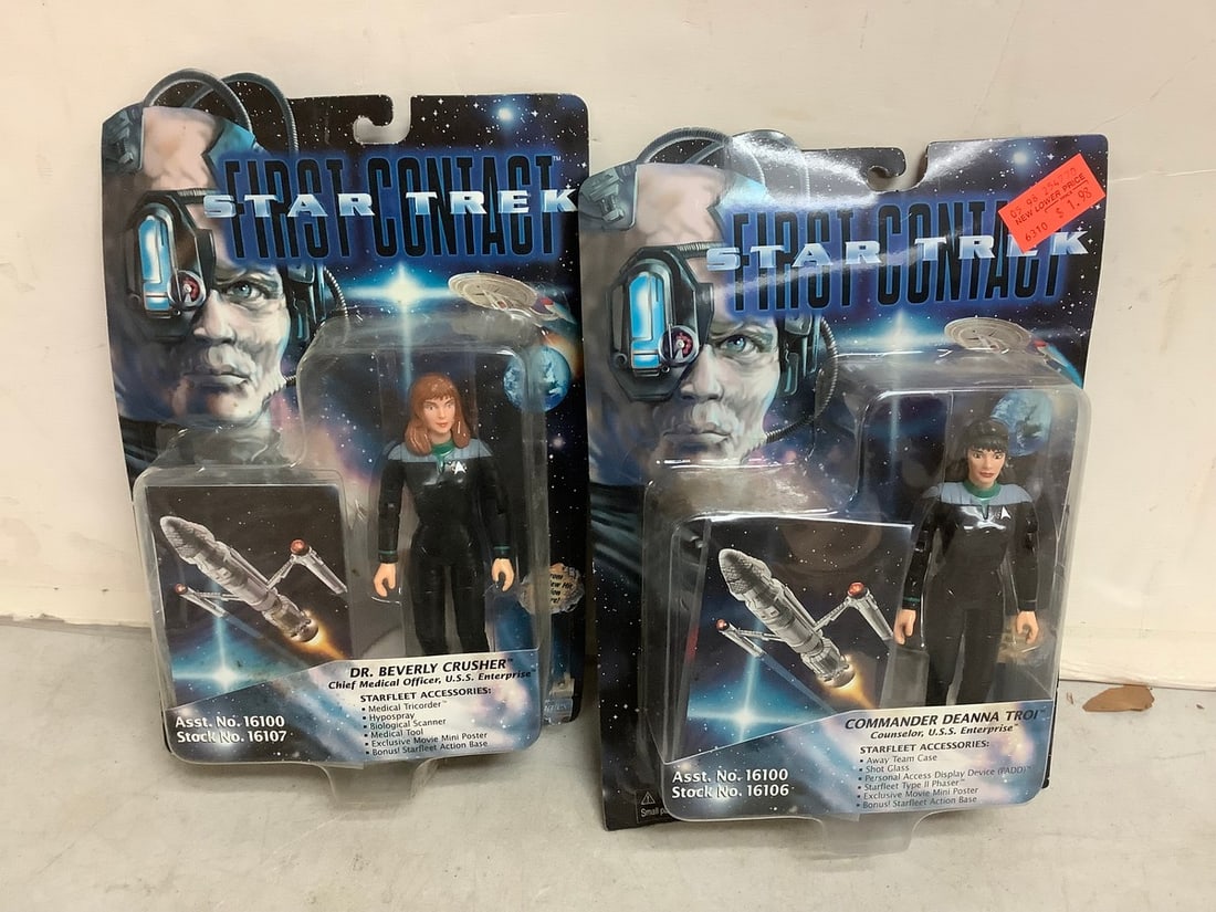 Star Trek First Contact action figures(new in box) (1 of 1)