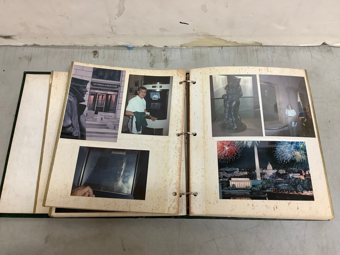 Republican Senatorial Inner Circle scrapbook(1995) (1 of 1)