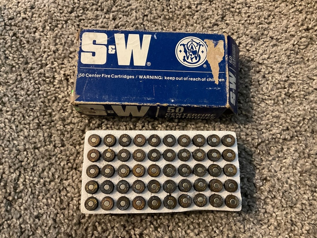 Smith and Wesson 9MM 90 GR Jacketed Hollow Point 50 Cartidges (1 of 1)