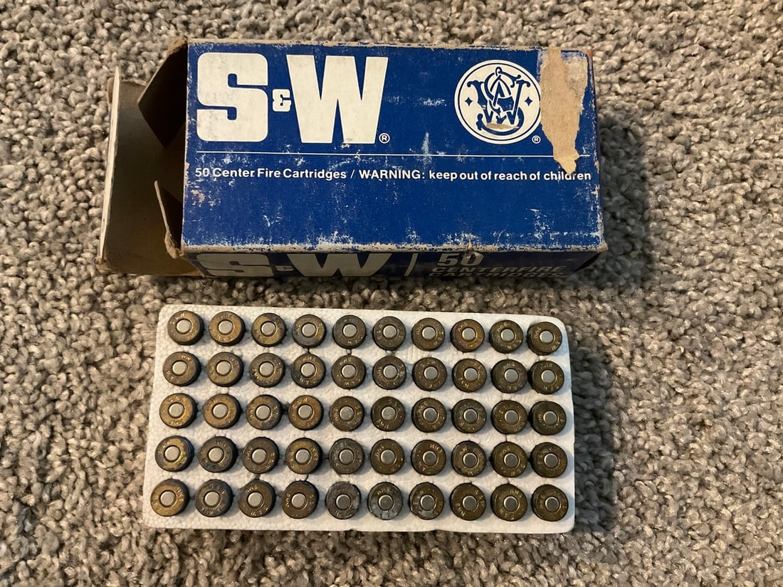 Smith and Wesson 9MM 90 GR  Hollow Point 50 Cartridges (1 of 1)
