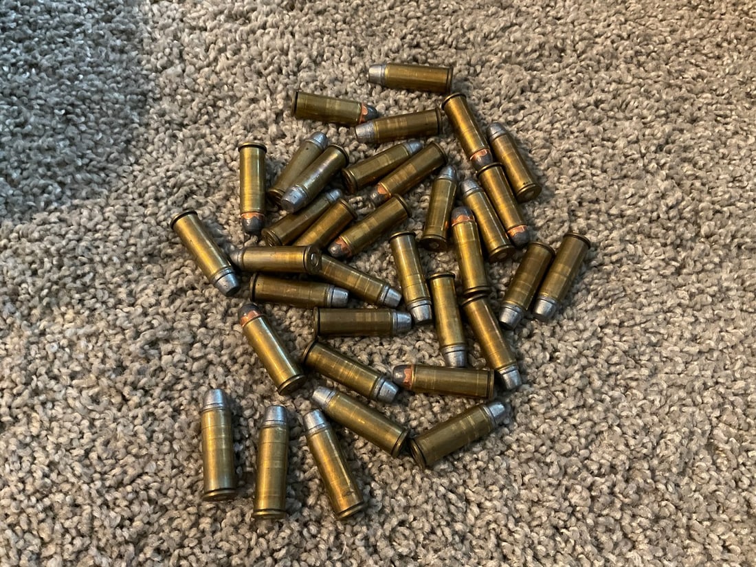 Lot of .44 Mag. Remington 35 Cartridges (1 of 1)