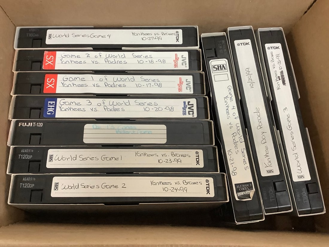 Yankees World Series Records VHS Tapes - 1998 & 1999: Yankees World Series Records VHS Tapes - 1998 & 1999