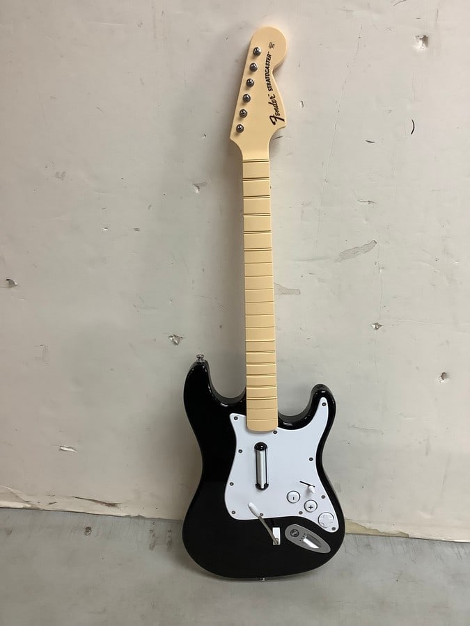 Fender Stratocaster Rockband Guitar (33in Long): Fender Stratocaster Rockband Guitar (33in Long)