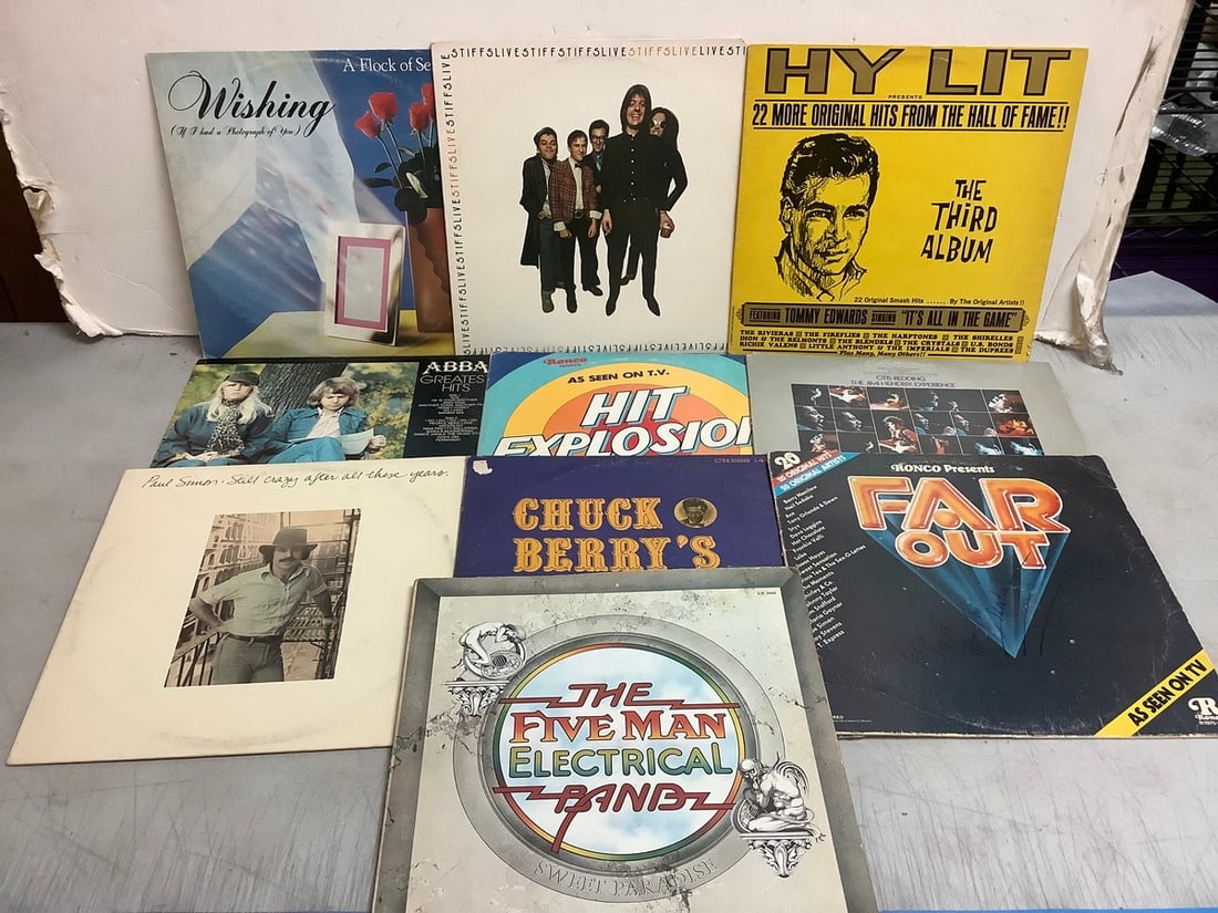 Vintage records(Otis Redding, Paul Simon, Chuck Barry, and more): Vintage records(Otis Redding, Paul Simon, Chuck Barry, and more)