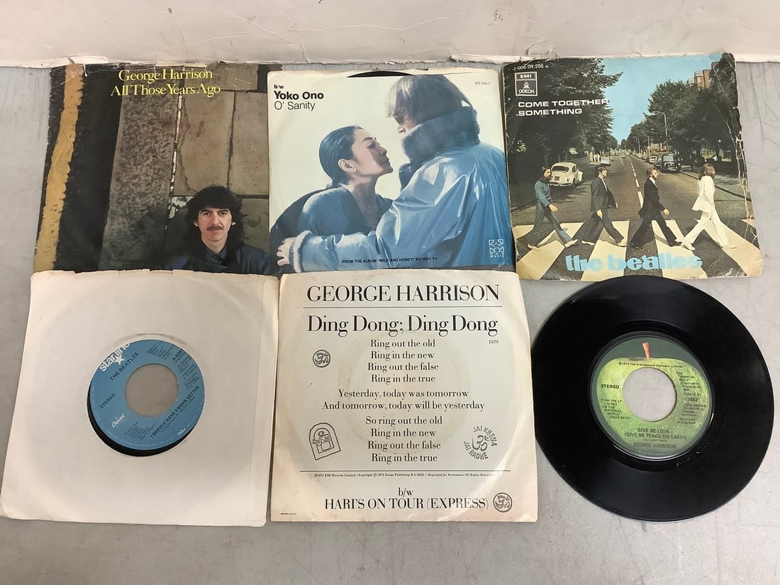 Vintage 45's(George Harrison, The Beatles, and more): Vintage 45's(George Harrison, The Beatles, and more)