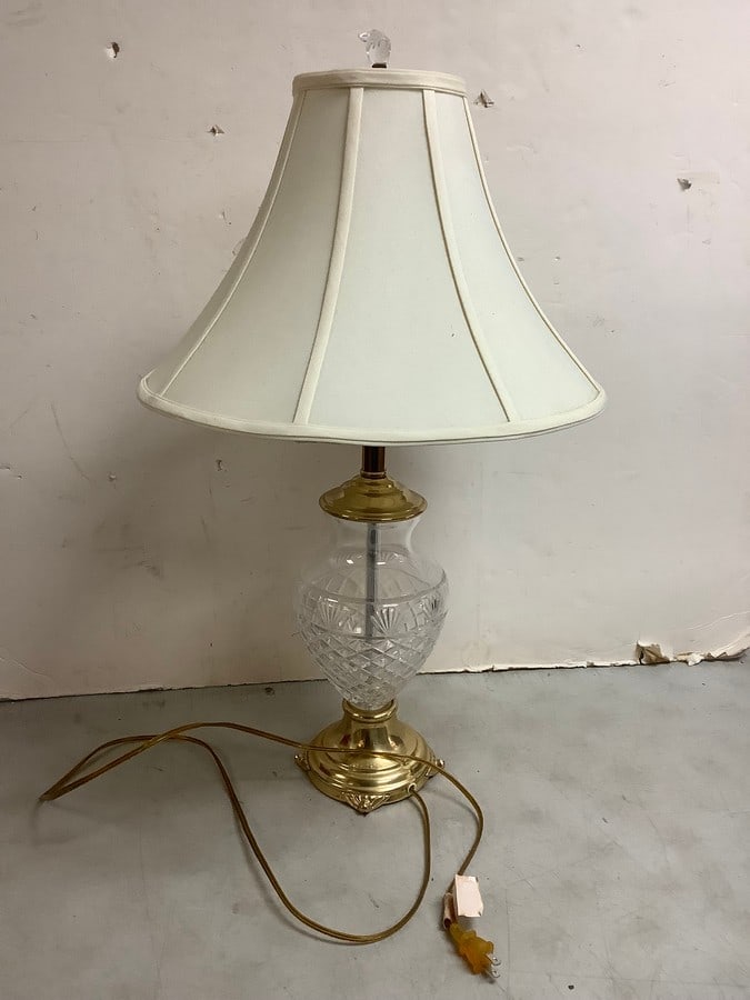 Decorative crystal glass lamp(31in.tall): Decorative crystal glass lamp(31in.tall)