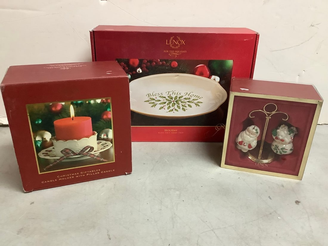 Lenox Christmas candleholder with pillar candle, Bless This Home tray, and more(new in package): Lenox Christmas candleholder with pillar candle, Bless This Home tray, and more(new in package)